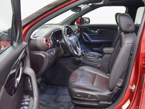 Used 2021 Chevrolet Blazer RS image 2