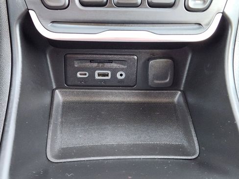 Used 2018 GMC Terrain Denali w/ Advanced Safety Package image 23