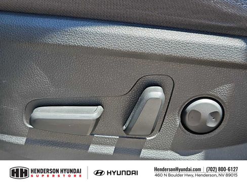Certified 2023 Hyundai Santa Fe SEL FWD image 17