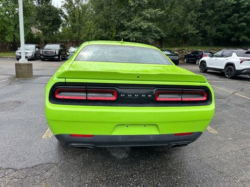 Used 2015 Dodge Challenger R/T Plus RWD image 4