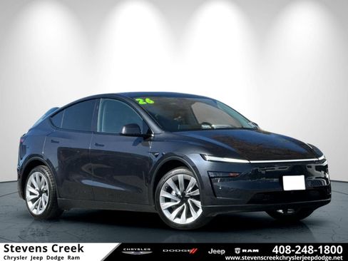Used 2026 Tesla Model Y Long Range AWD/4WD image 1