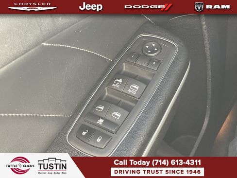 Used 2022 Dodge Charger Scat Pack w/ Dynamics Package RWD image 22