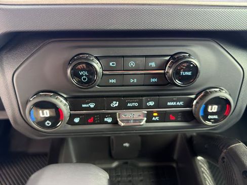 Certified 2024 Ford Bronco Raptor w/ Interior Carbon Fiber Pack 6 AWD/4WD image 35