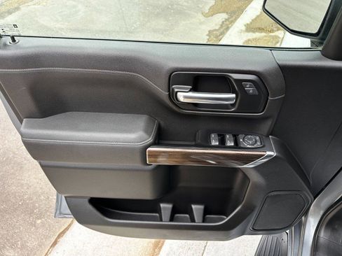 Used 2019 Chevrolet Silverado 1500 LT w/ All-Star Edition image 10