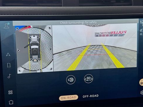 Used 2025 Land Rover Defender 110 S image 13