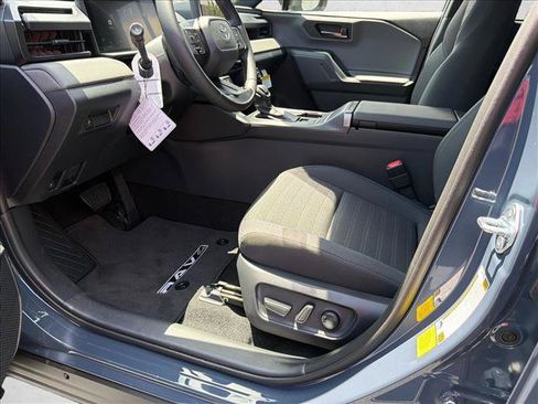 Used 2026 Toyota RAV4 SE AWD/4WD image 9