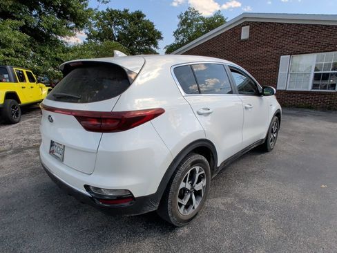 Used 2021 Kia Sportage LX AWD/4WD image 3