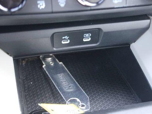 Used 2025 Honda Accord SE image 7