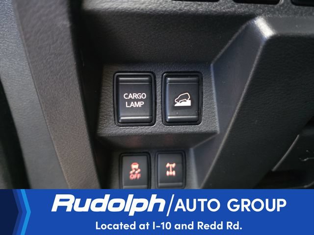 Used 2025 Nissan Frontier PRO-4X w/ Pro Premium Package AWD/4WD image 18