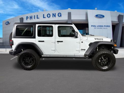Used 2024 Jeep Wrangler Unlimited Sport AWD/4WD image 6
