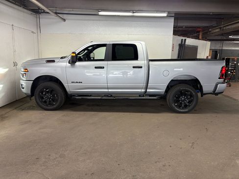 Used 2026 RAM 2500 Big Horn AWD/4WD image 6