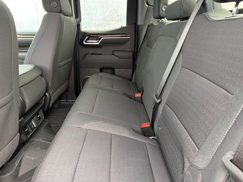 New 2026 GMC Sierra 1500 SLE AWD/4WD image 13