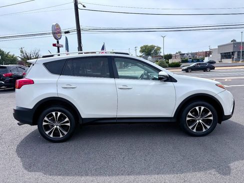 Used 2015 Toyota RAV4 Limited image 7