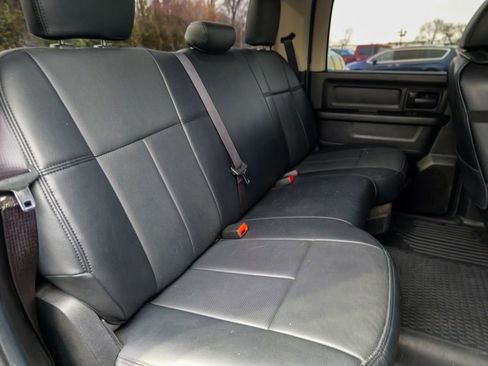 Used 2014 RAM 1500 Express w/ Black Ram 1500 Express Group image 30