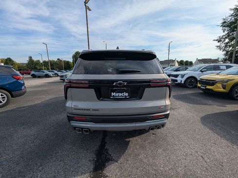 New 2027 Chevrolet Traverse Z71 w/ Driver Confidence Package AWD/4WD image 30