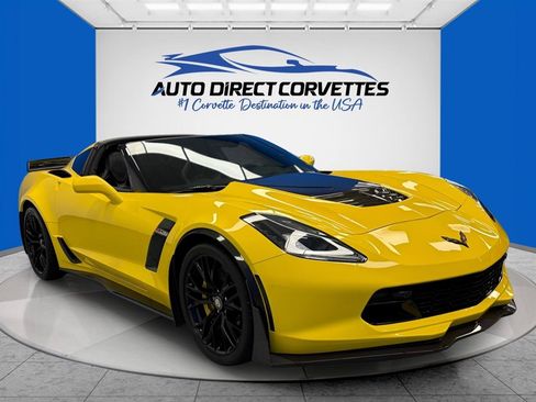 Used 2019 Chevrolet Corvette Z06 RWD image 3