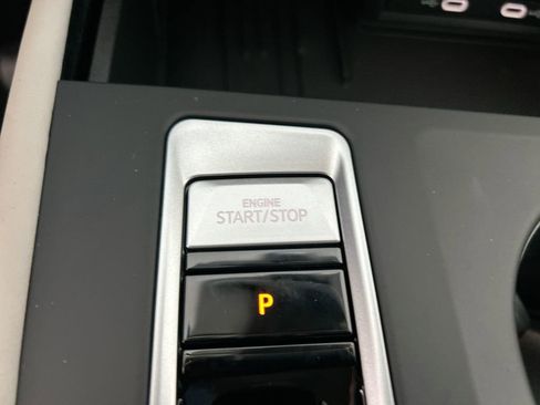 New 2026 Volkswagen Atlas SE image 35