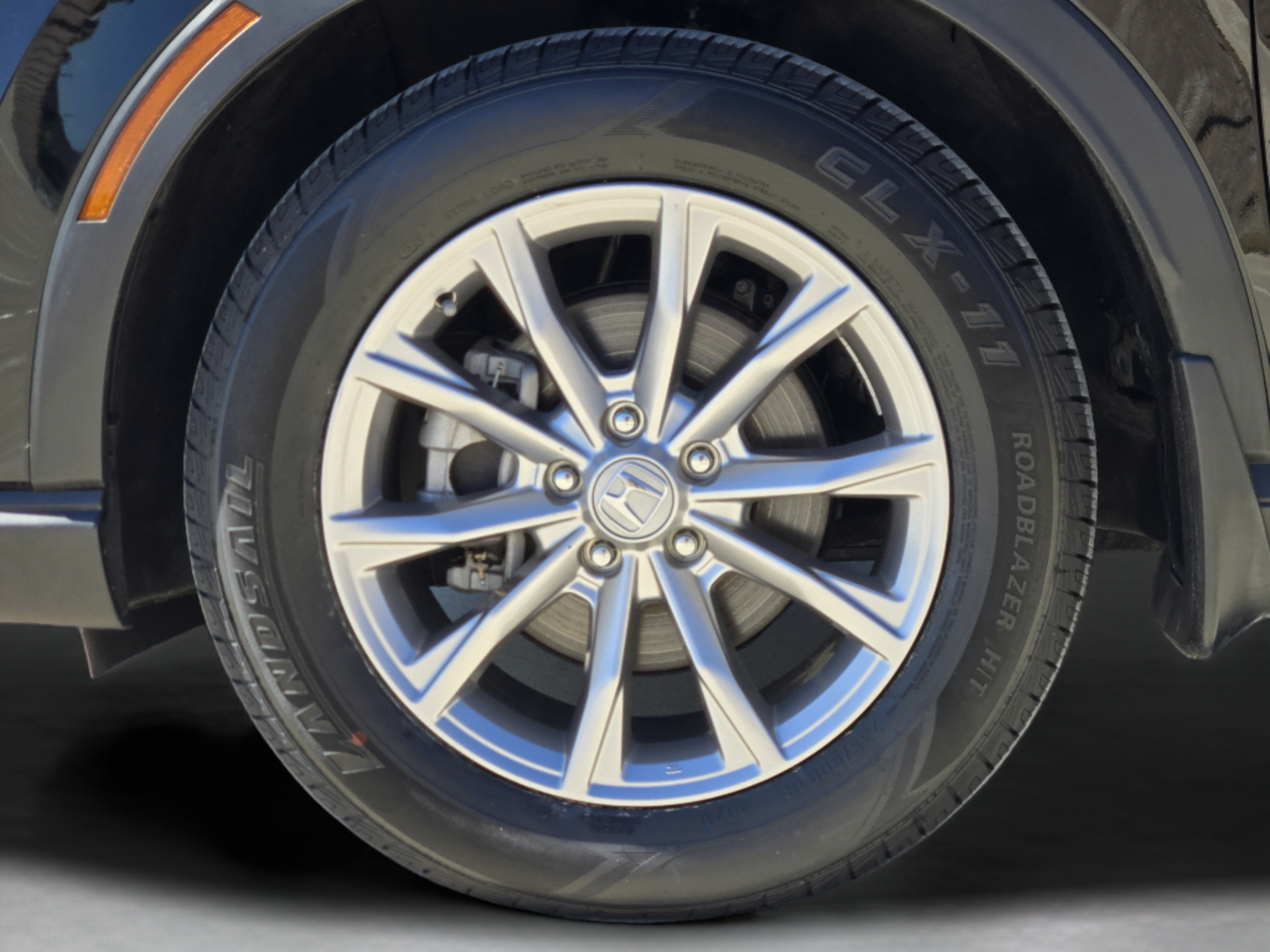 Used 2025 Honda CR-V EX image 29
