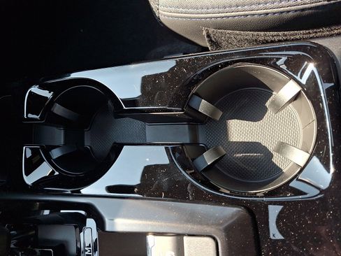 New 2026 Subaru Forester Premium AWD/4WD image 18