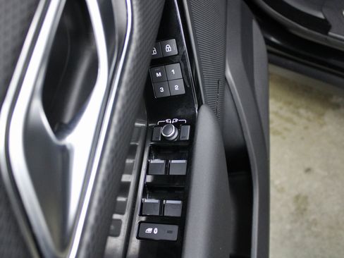 Used 2022 Land Rover Range Rover Velar S image 14