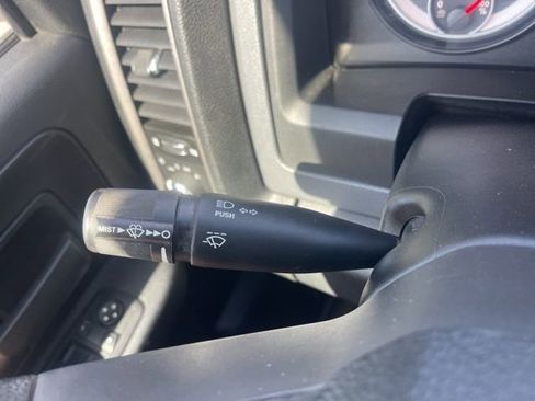 Used 2022 RAM 3500 Tradesman image 22