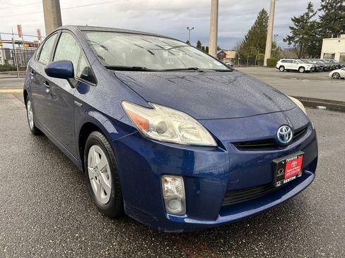 Used 2010 Toyota Prius Five image 3