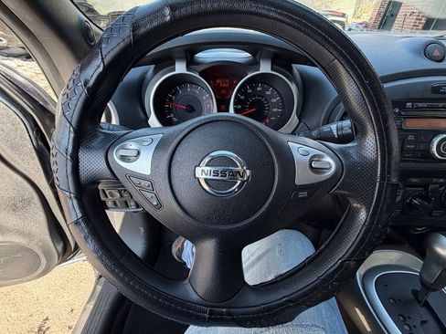 Used 2011 Nissan Juke S AWD/4WD image 11