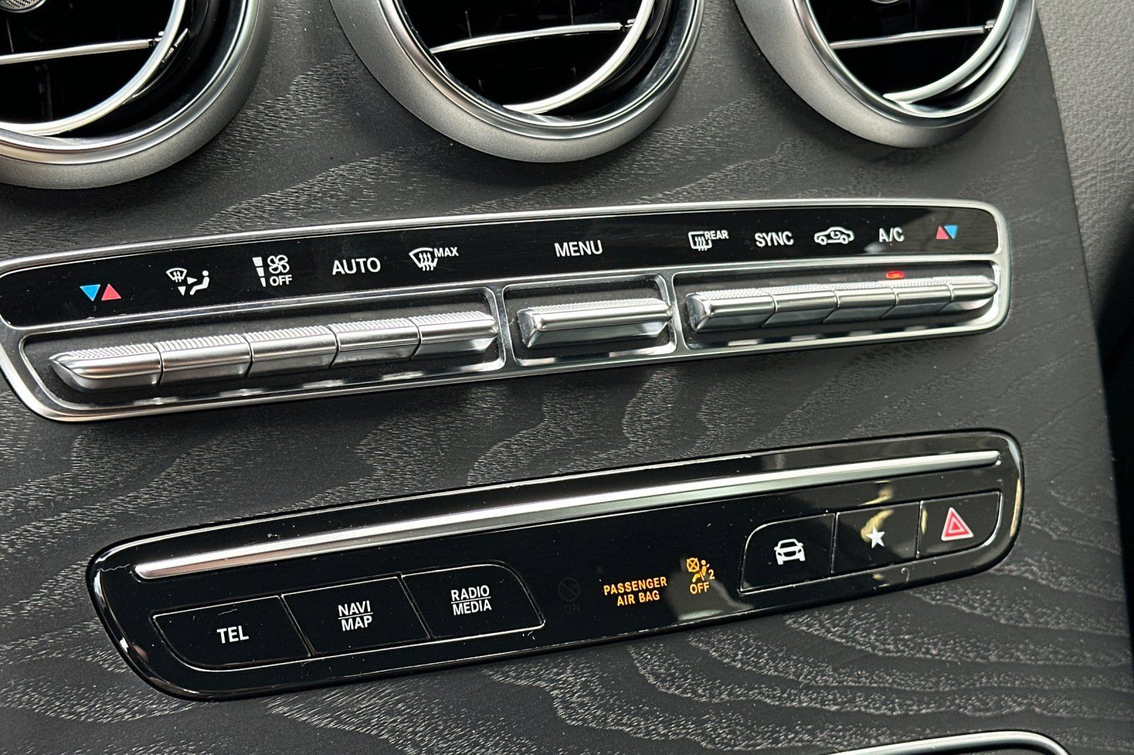 Used 2022 Mercedes-Benz GLC 300 image 19