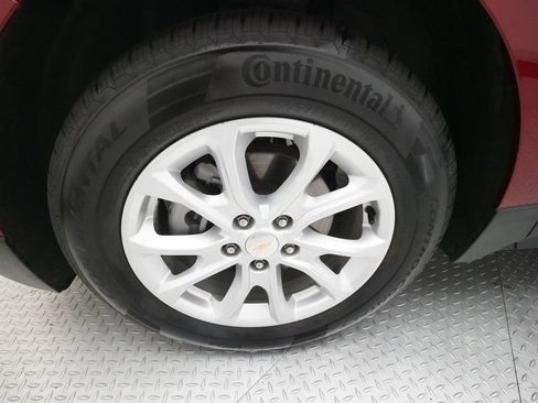 Used 2020 Chevrolet Equinox LT FWD image 30