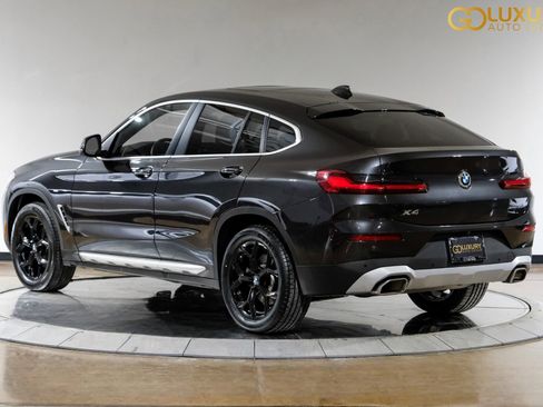 Used 2025 BMW X4 xDrive30i w/ Premium Package image 11
