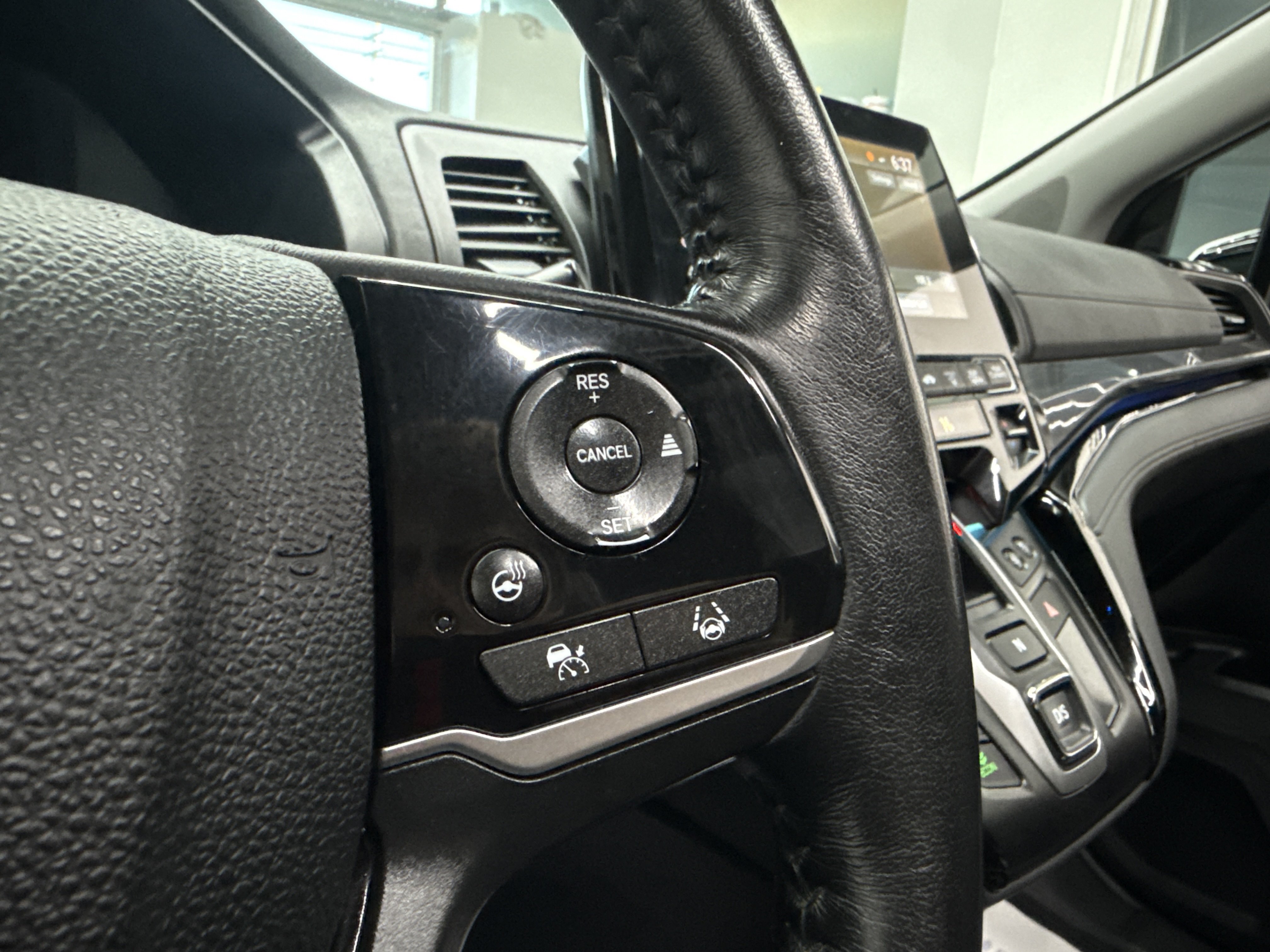 Used 2021 Honda Odyssey Touring image 18