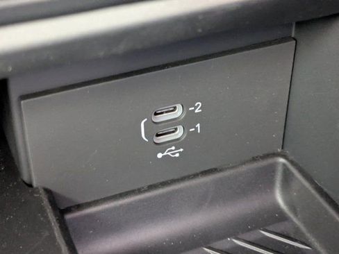 New 2026 Chrysler Pacifica Pinnacle w/ Trailer Tow Group image 19