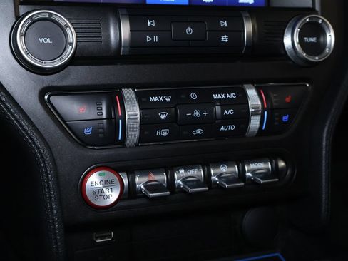 Used 2021 Ford Mustang Premium RWD image 31