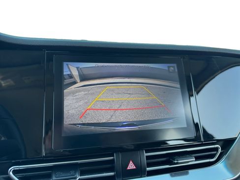 Used 2022 Kia Niro EX image 13