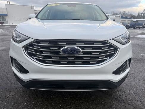 Used 2022 Ford Edge SEL w/ Convenience Package image 2