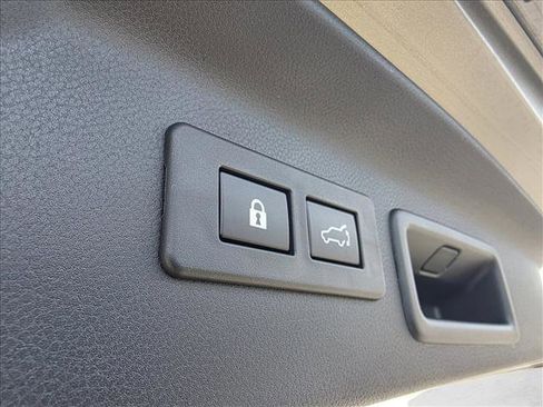 Used 2025 Subaru Forester Touring w/ Popular Package - Touring image 26