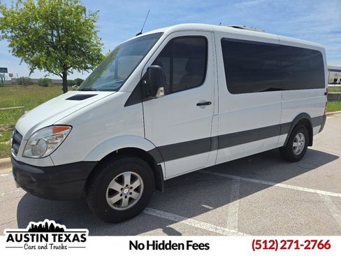 Used 2011 Mercedes-Benz Sprinter 2500 image 1