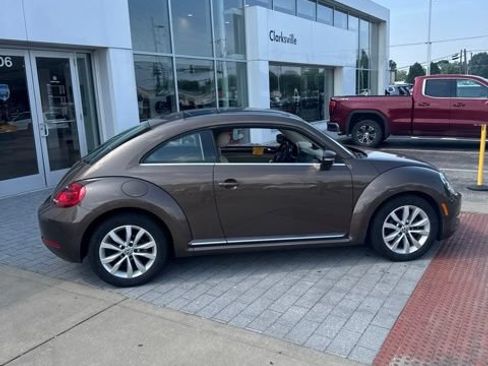 Used 2014 Volkswagen Beetle TDI FWD image 5