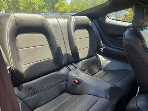 Used 2022 Ford Mustang Premium RWD image 18