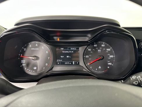 Used 2024 Chevrolet Trax LS w/ LS Convenience Package image 17