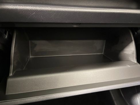 Certified 2025 Toyota RAV4 LE image 25