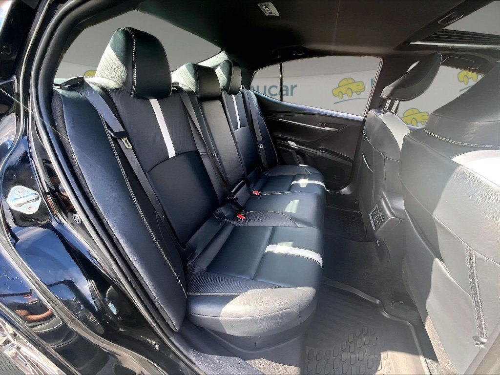 Used 2025 Toyota Camry SE w/ Convenience Package AWD/4WD image 15