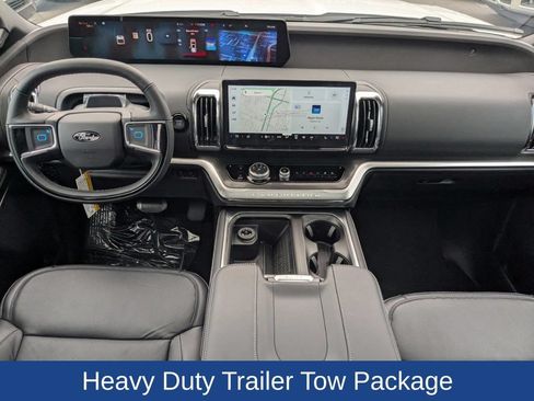 Used 2025 Ford Expedition Platinum w/ Stealth Performance Package AWD/4WD image 19
