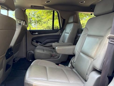 Used 2020 Chevrolet Tahoe LT AWD/4WD image 12