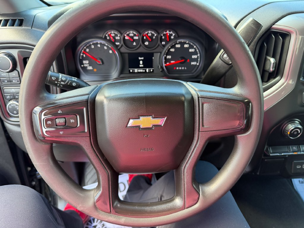 Used 2021 Chevrolet Silverado 1500 Custom AWD/4WD image 15