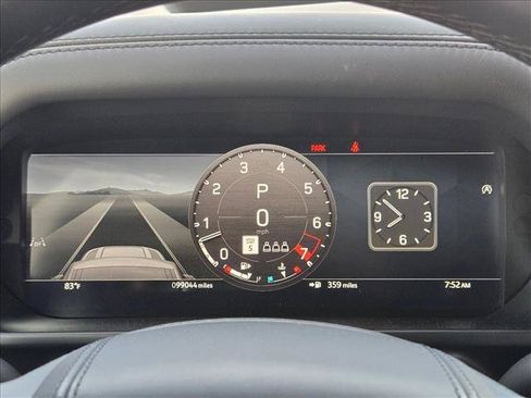 Used 2024 Land Rover Defender 110 X AWD/4WD image 11