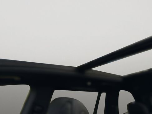 New 2026 Mercedes-Benz GLS 580 4MATIC image 21