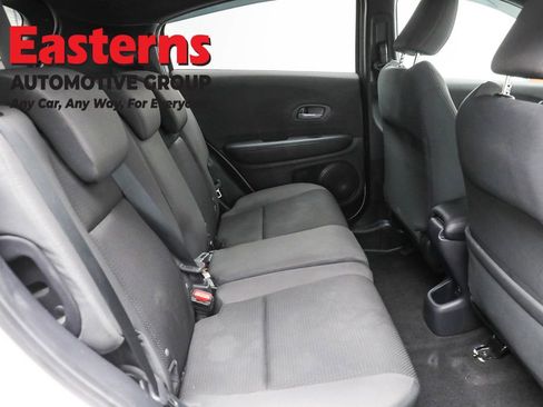 Used 2021 Honda HR-V Sport image 22