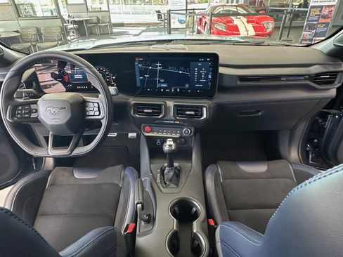 New 2025 Ford Mustang Dark Horse image 3