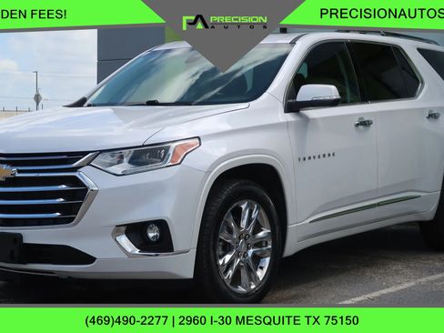 Used 2021 Chevrolet Traverse High Country FWD image 1
